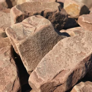 Камень бут красный галтованный