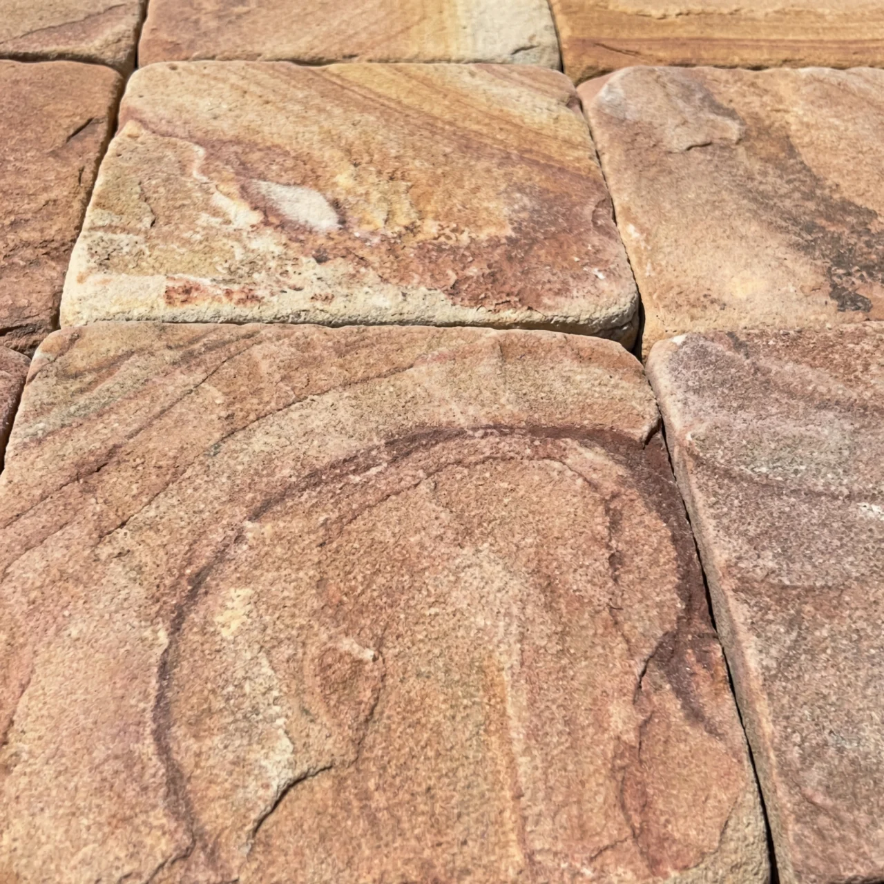 044_КАМЕНЬ ПИЛЕННЫЙ РОЗОВЫЙ ГАЛТОВАННЫЙ Камень пиленный розовый галтованный — изображение 1