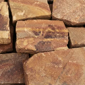 Камень рубленный розовый с разводами (римская кладка)