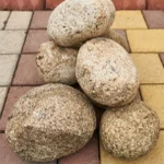 Морской валун белый, серый